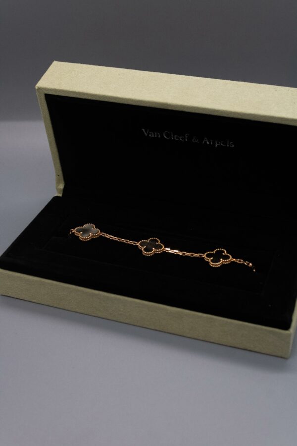 VAN CLEEF