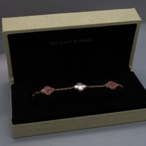VAN CLEEF