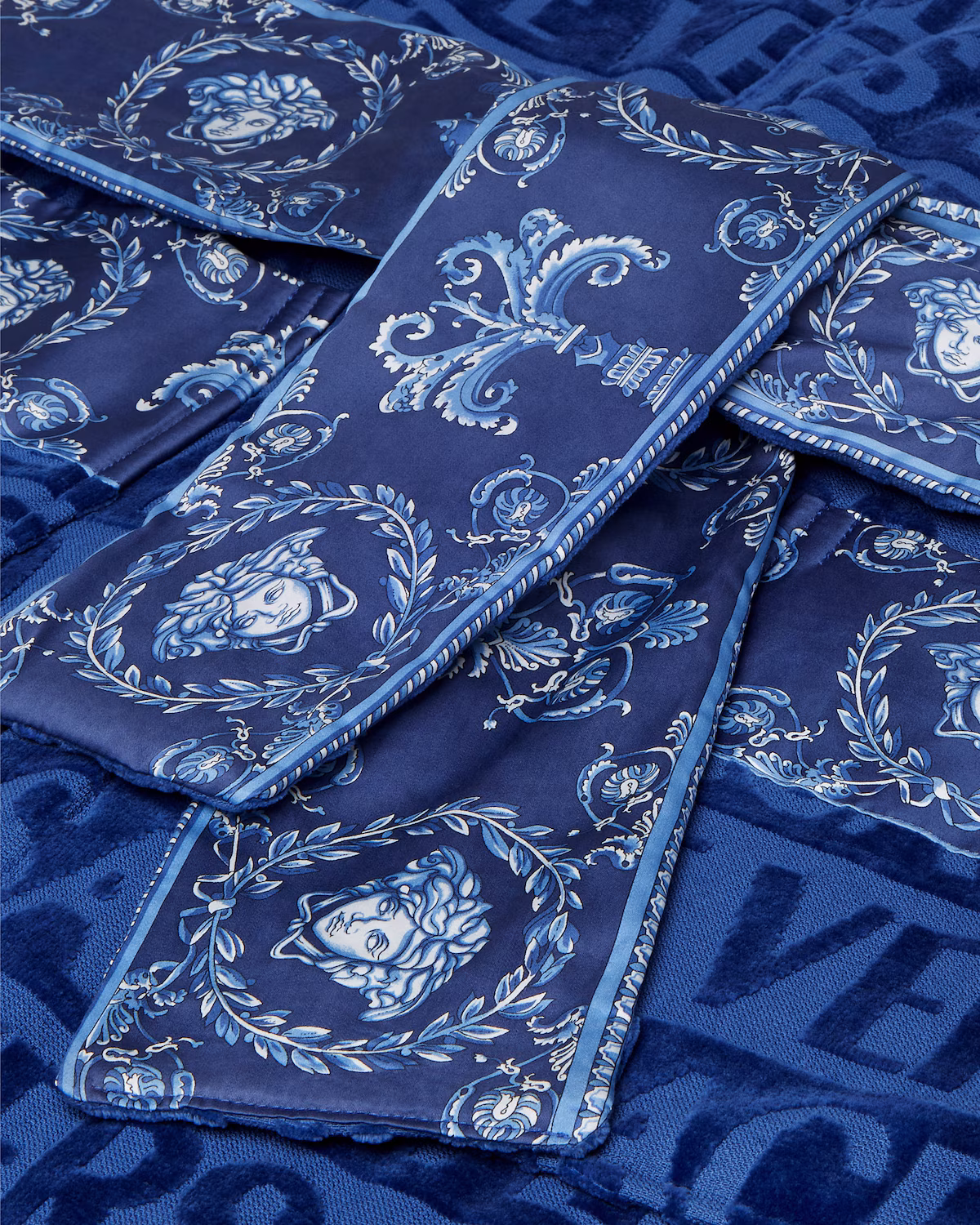 VERSACE ROYAL BLUE ROBE SIZE L I ♡ Baroque Bathrobe - Image 5
