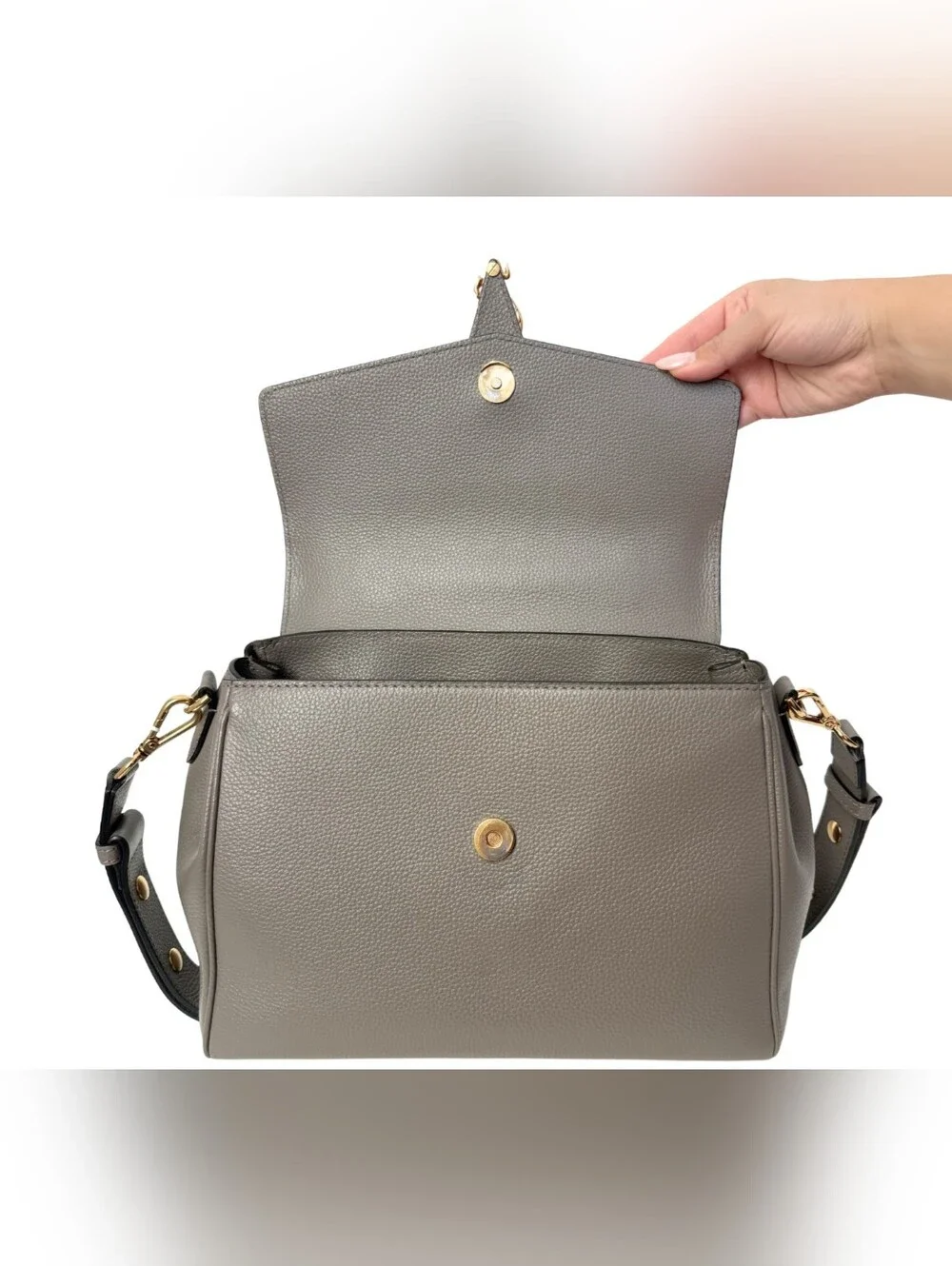 Bolsa Mediana Versace Virtus de Piel Color Gris - Image 4